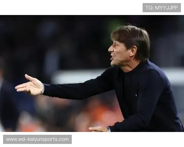 孔蒂在那不勒斯遭遇内讧，执教风格被疯狂质疑